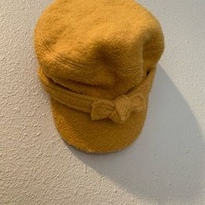 Hat Attack Boucle cap with bow